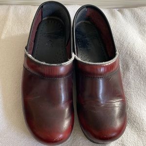 Dansko clogs size 38
